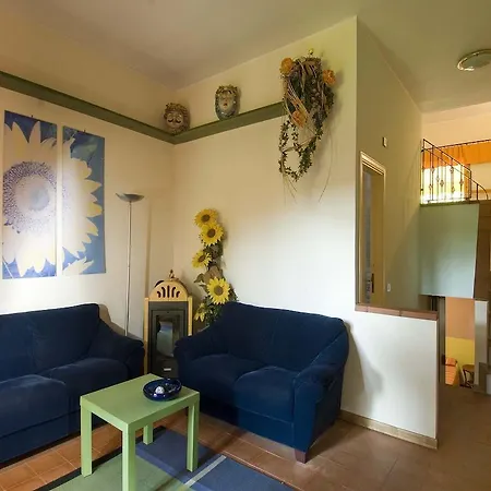 L'oleandro Apartment *